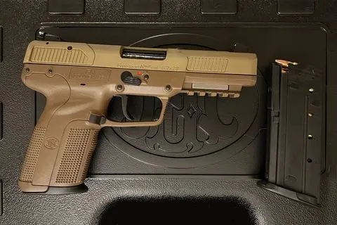 FN Five-seveN